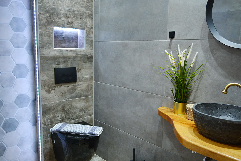 apartment_bath